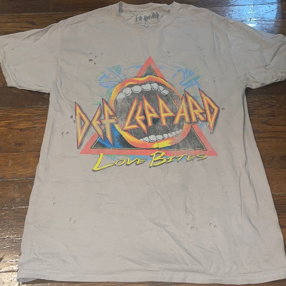 Graphic shirt